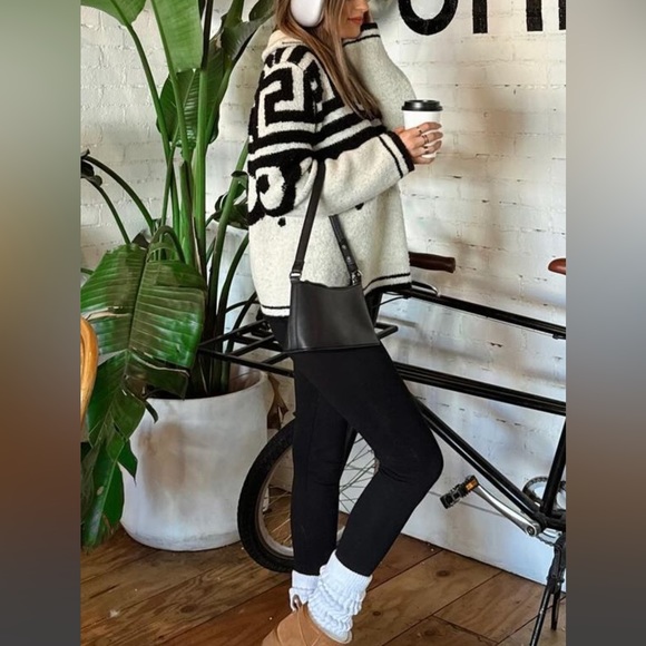 RUE STIIC SWEATER - Picture 6 of 15